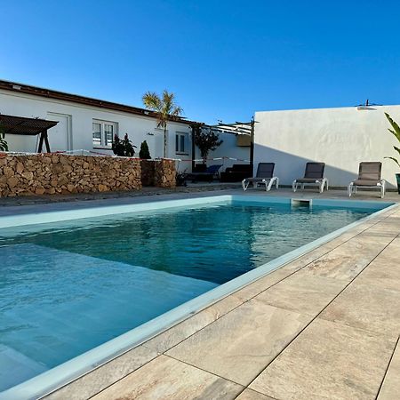 Villa Residencial El Guaidil Triquivijate Exterior photo